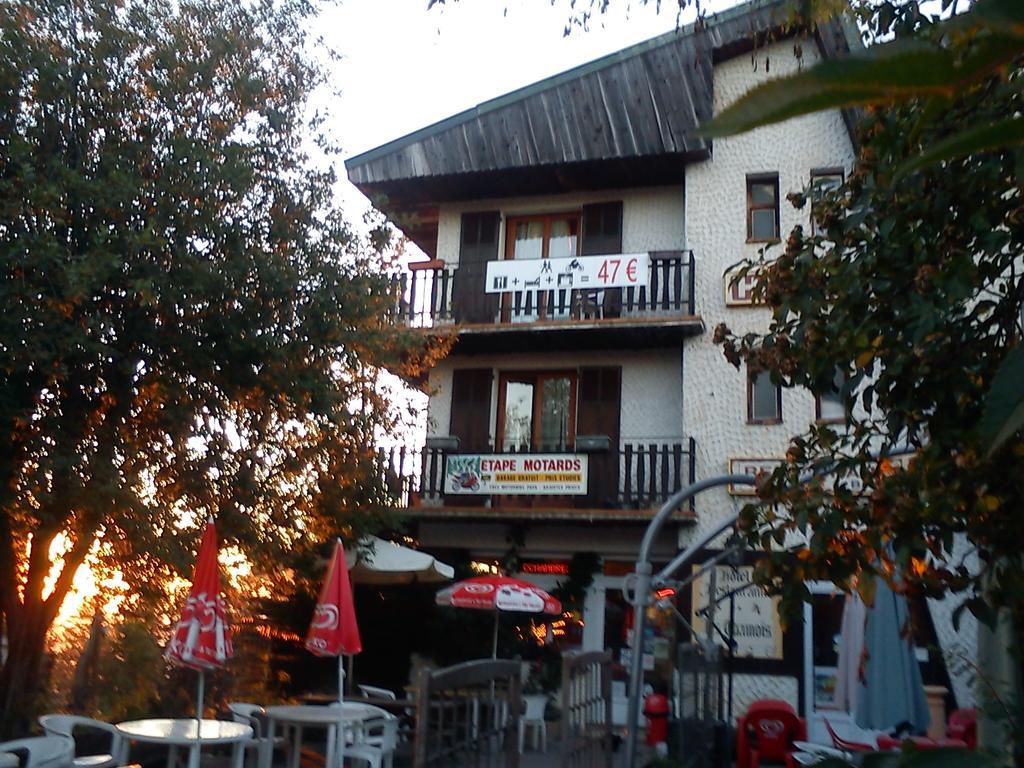 Hotel Les Chamois La Bollene-Vesubie Exterior photo